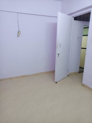 Room in 1 BHK Apartment at Teen Dongri, Goregaon West – for Sale