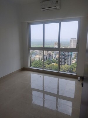 Room in 3 BHK Apartment at Runwal Forest Orchid, Kanjurmarg West – for Rent