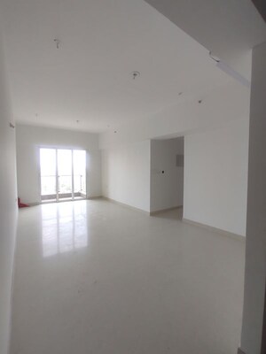 Room in 3 BHK Apartment at Runwal Forest Orchid, Kanjurmarg West – for Rent