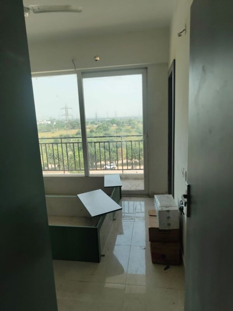 Room, signature-global-proxima 2 Bedroom 685 Sq.Ft. Apartment In Sector 89 Gurgaon 10791778