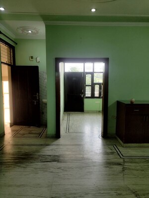 Room in 2 BHK Builder Floor at Sector 47 – for Rent