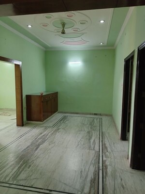 Bedroom in 2 BHK Builder Floor at Sector 47 – for Rent