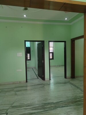 Room in 2 BHK Builder Floor at Sector 47 – for Rent