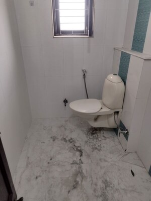 Bathroom in 2 BHK Builder Floor at Sector 47 – for Rent