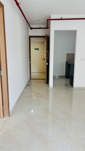 Room in 3 BHK Apartment at Godrej Urban Park, Chandivali – for Rent