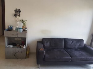 2 BHK Apartment For Rent in Lodha Amara, Kolshet Road