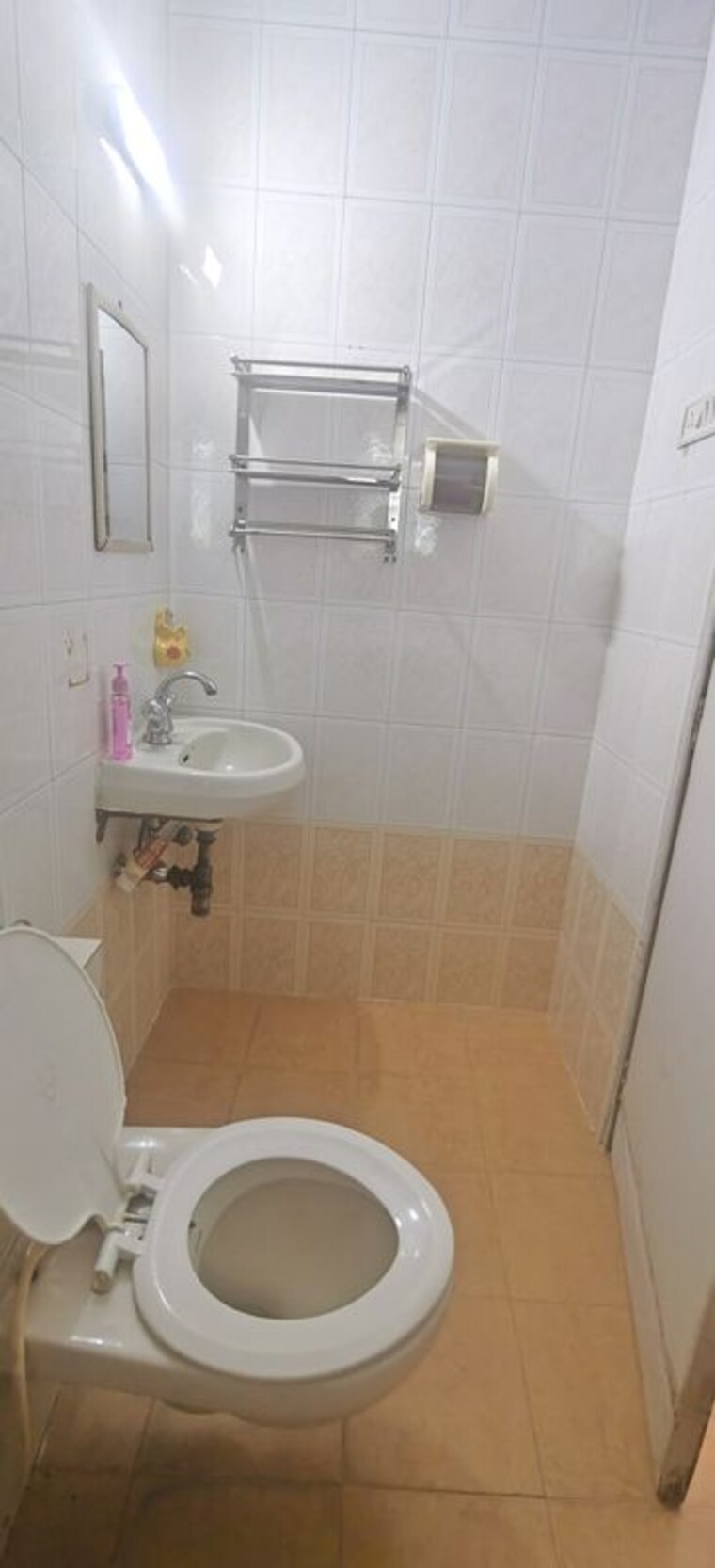 Bathroom, vikas-park-chs 2 Bedroom 1050 Sq.Ft. Apartment In Malad West Mumbai 10791853