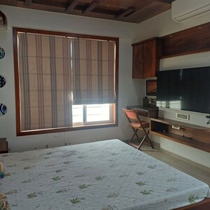 Bedroom in 2 BHK Apartment at Shivaji Park – for Sale