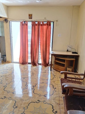 Room in 2 BHK Apartment at Kute Vrundavan Society, Akurdi – for Rent