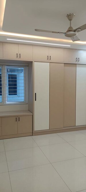Room in 3 BHK Apartment at Aparna Sarovar Zicon, Nallagandla – for Rent