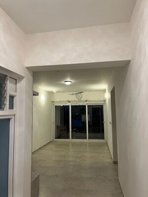 Room in 2 BHK Apartment at Casagrand Boulevard, Hennur Road – for Rent