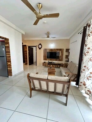 3 BHK Apartment For Rent in Prestige Lakeside Habitat, Varthur