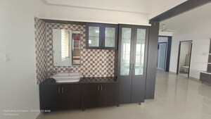 Room in 3 BHK Apartment at Poulomi Indus Crest, Tellapur – for Rent