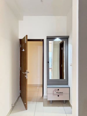 Furnished Amenities in 3 BHK Apartment at Meridian Park At The Prestige City, Sarjapur Road – for Rent