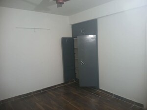 Room in 3 BHK Apartment at Migsun Twiinz, Eta Ii Greater Noida – for Sale