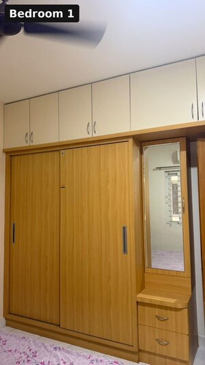 Room in 3 BHK Apartment at Mantri Celestia, Gachibowli – for Rent