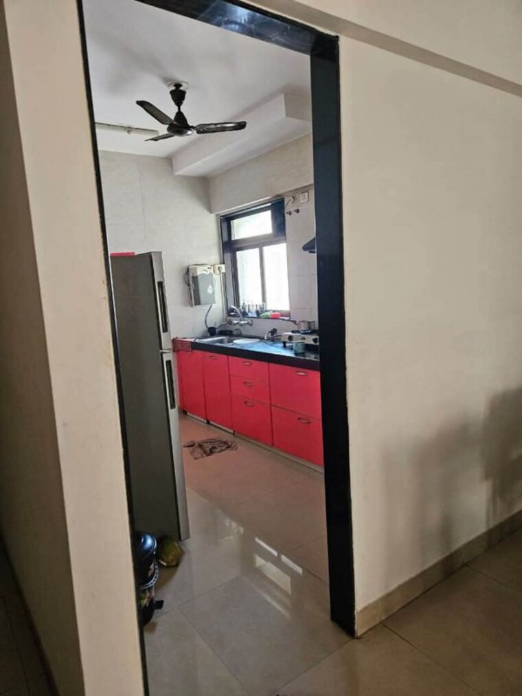 Bathroom, godrej-central 3 Bedroom 1084 Sq.Ft. Apartment In Chembur Mumbai 10792058
