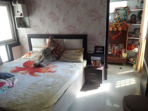 Bedroom in 3 BHK Apartment at Satluj Apartments Gomti Nagar, Gomti Nagar – for Rent