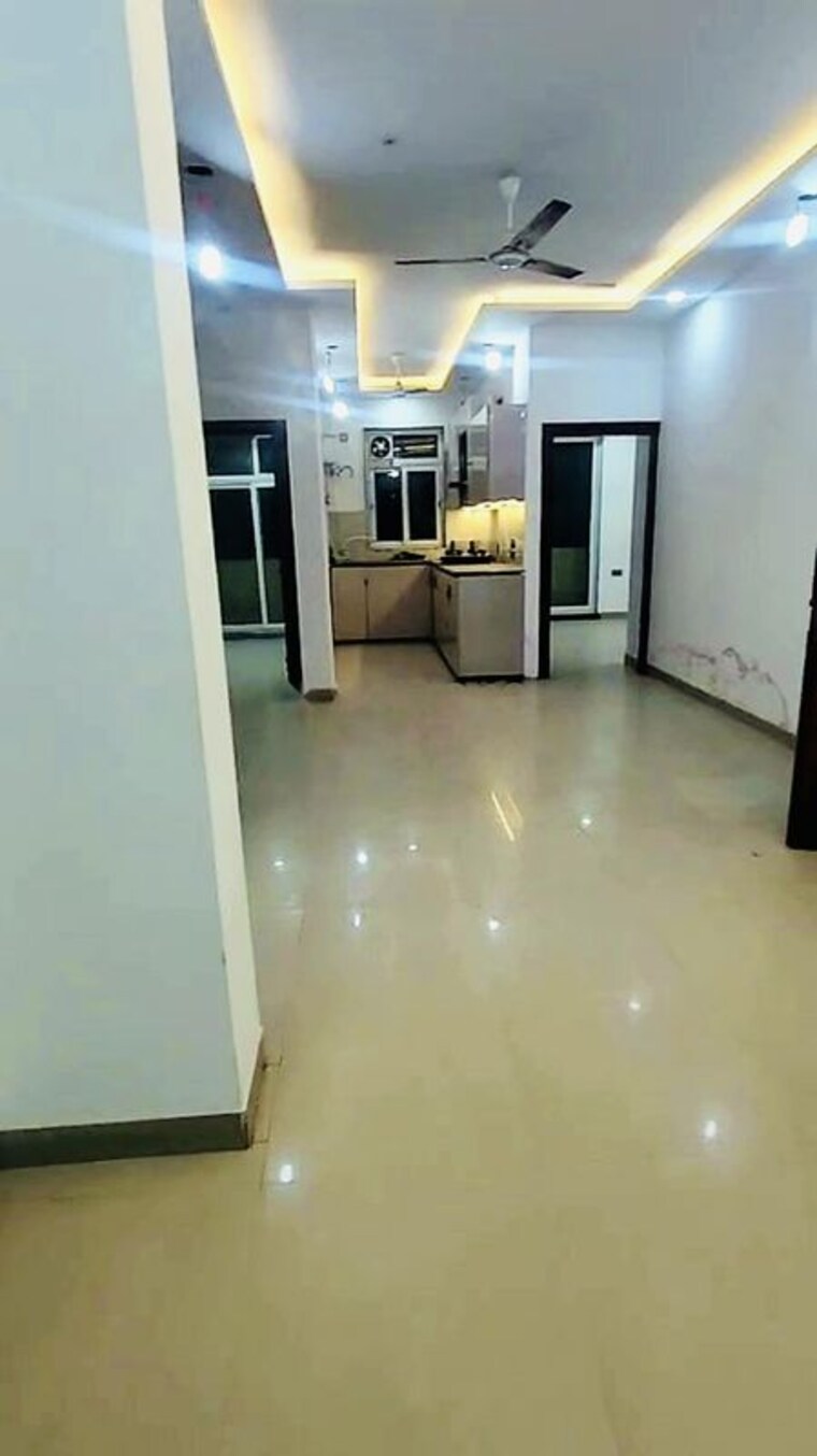 Room, ss-mayfield-gardens 3 Bedroom 1200 Sq.Ft. Apartment In Sector 51 Gurgaon 10792109