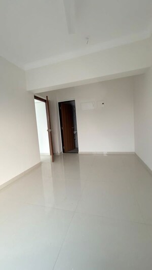 Room in 3 BHK Apartment at Hubtown Rising City Houston Residency, Ghatkopar East – for Rent