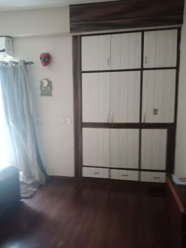 Bathroom, mahagun-moderne 2.5 Bedroom 1250 Sq.Ft. Apartment In Sector 78 Noida 10792154
