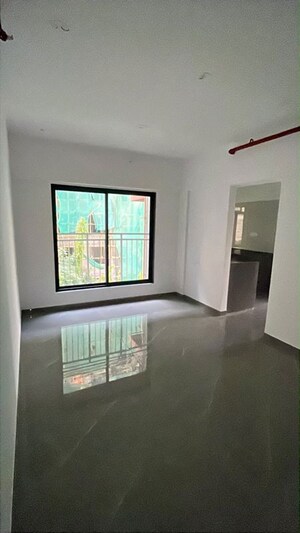 Room in 2 BHK Apartment at Tigon Elite, Chembur – for Rent