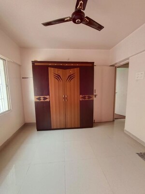Room in 2 BHK Apartment at Siddhivinayak Shubhashree Residential, Akurdi – for Rent
