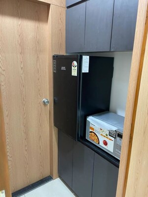Furnished Amenities in  Office Space at Goyal Palladium, Makarba – for Rent