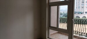Room in 3 BHK Apartment at Eldeco Sukriti, Madiyanva – for Sale