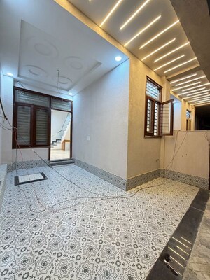 Room in 3.5 BHK Villa at Vaishali Nagar – for Sale