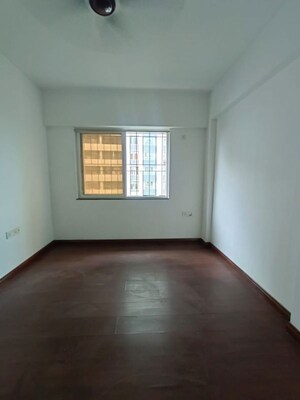 Room in 2 BHK Apartment at Essen Aishwaryam Comfort Phase-I, Akurdi – for Rent