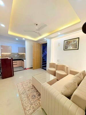 1 BHK Builder Floor For Rent in Saket