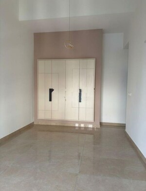 Room in 4 BHK Apartment at Aspen Greens At The Prestige City, Sarjapur Road – for Rent