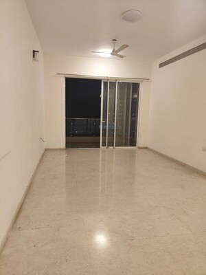 Room in 2 BHK Apartment at LnT Realty Crescent Bay, Parel – for Rent