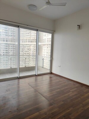 2 BHK Apartment For Rent in LnT Realty Crescent Bay, Parel