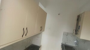 Furnished Amenities in 1 BHK Builder Floor at Anand Nagar Colony – for Rent