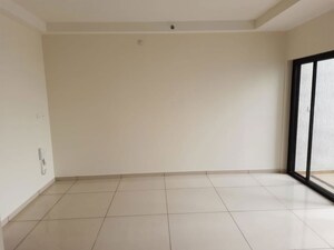 Room in 1 BHK Apartment at Duville Riverdale Heights, Kharadi – for Rent