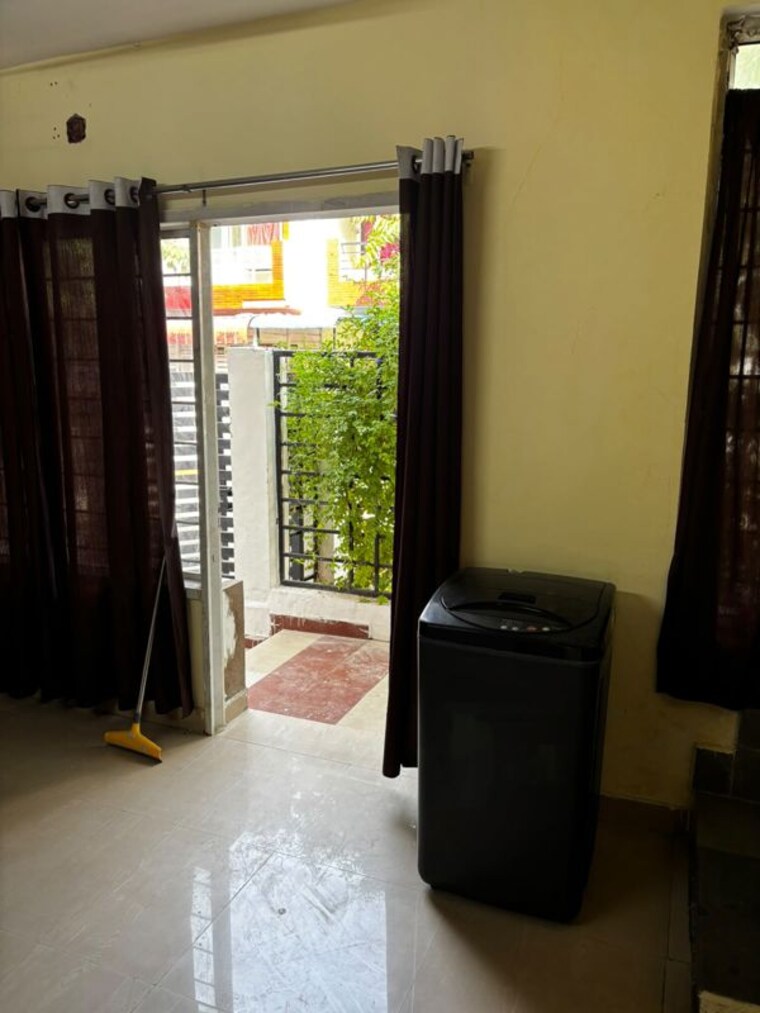 Living Room, ansal-sushant-golf-city 3 Bedroom 1000 Sq.Ft. Villa In Sushant Golf City Lucknow 10792393