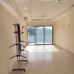 Room in 3 BHK Apartment at M3M Latitude, Sector 65 – for Rent