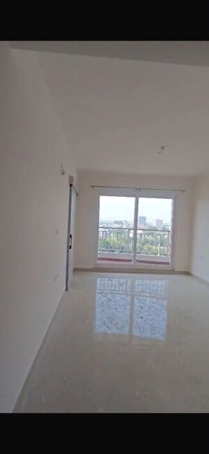 Room in 3 BHK Apartment at Rishita Mulberry Heights, Sushant Golf City – for Rent