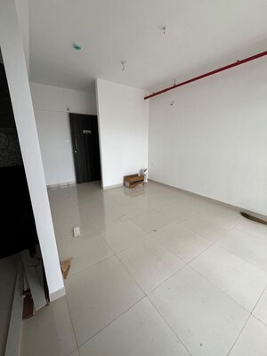 Room in 3 BHK Apartment at Goel Ganga Altus, Kharadi – for Rent