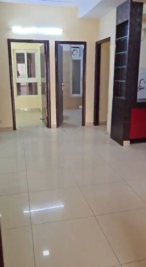 Bathroom in 3 BHK Apartment at Ajnara Grand Heritage, Sector 74 – for Rent
