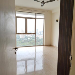 Room in 3 BHK Apartment at Ireo Victory Valley, Sector 67 – for Rent
