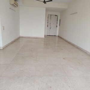 Building Lobby in 3 BHK Apartment at Ireo Victory Valley, Sector 67 – for Rent