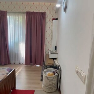Room in 2 BHK Apartment at CHD Avenue 71, Sector 71 – for Rent