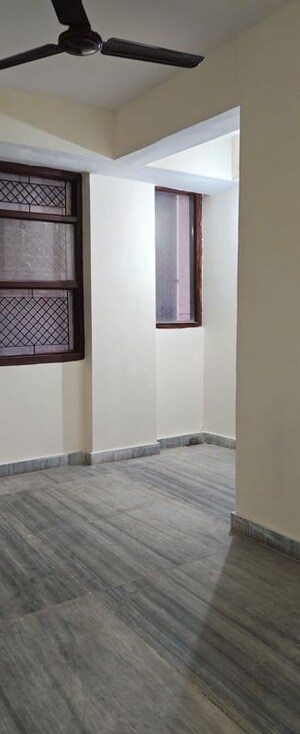 Room in 3 BHK Apartment at Dwarka – for Rent