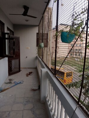 Balcony in 3.5 BHK Builder Floor at Spring Field, Sector 31 – for Rent