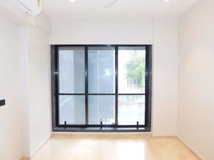 Room in 2 BHK Apartment at Santacruz West – for Sale