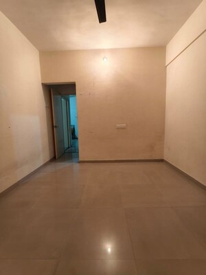 Room in 2.5 BHK Apartment at Pentagon Springfield, Narhe – for Sale