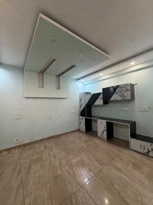 Room in 3 BHK Apartment at Lohgarh – for Sale